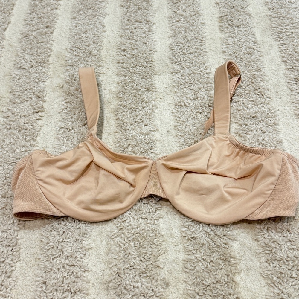 Le Mystere full fit minimizer bra 311 light beige nude smoothing adjustable